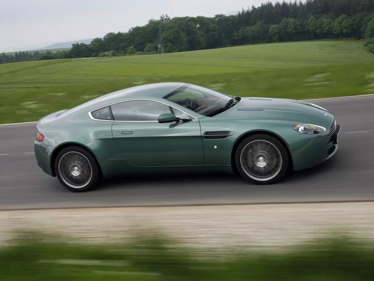 V 008. Aston Martin v8 Vantage 2008. Aston Martin Vantage 2008. Aston Martin v8 Vantage 2012.