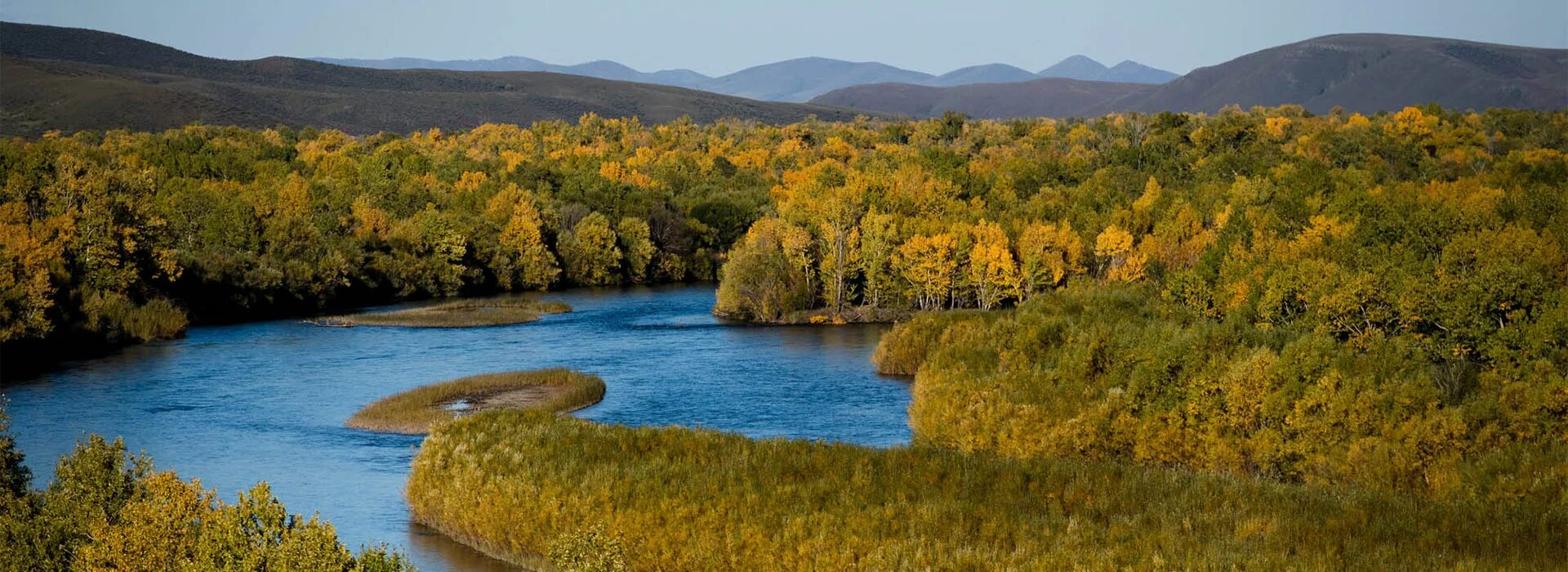 Река в монголии и забайкалье. Керулен река в Монголии. Река Онон Монголия. Река Ховд в Монголии. Онон-гол Монголия.