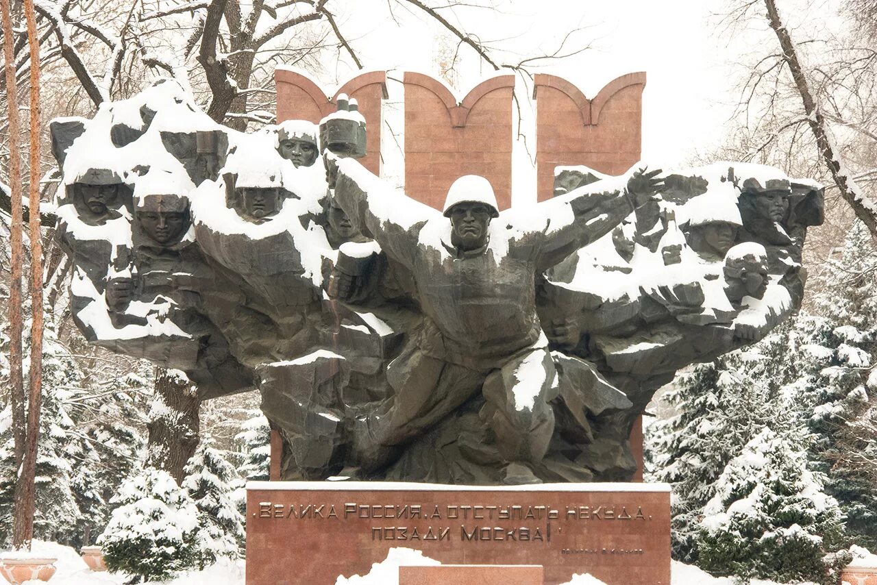 мемориальный комплекс в дубосеково. в каком городе находится памятник воину. в каком городе находится памятник воину. мемориальный комплекс в дубосеково. 28 героев панфиловцев памятник.