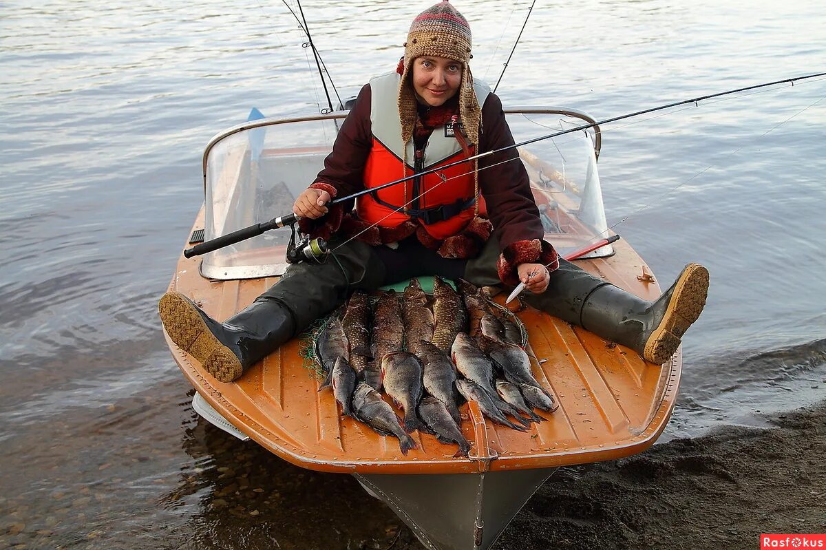 лунный календарь рыболова. рыболовный календарь клёва рыбы. клев новгород. рыбалка на озере. клев новгород.