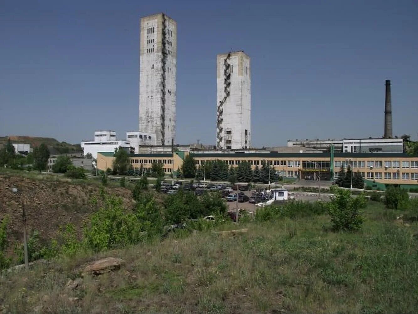 нефтебаза шахтерск. шахтерск донецкая сегодня. обстрел шахтерска. шахтёрск (город). город шахтерск донецкой области.