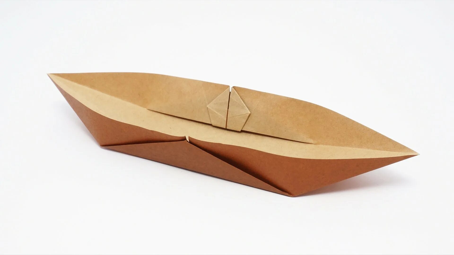 Кораблик из бумаги а4 для начинающих. Оригами кораблик лодка. Оригами кораблик лодочка. Кораблик оригами катер. Бумажный кораблик оригами.