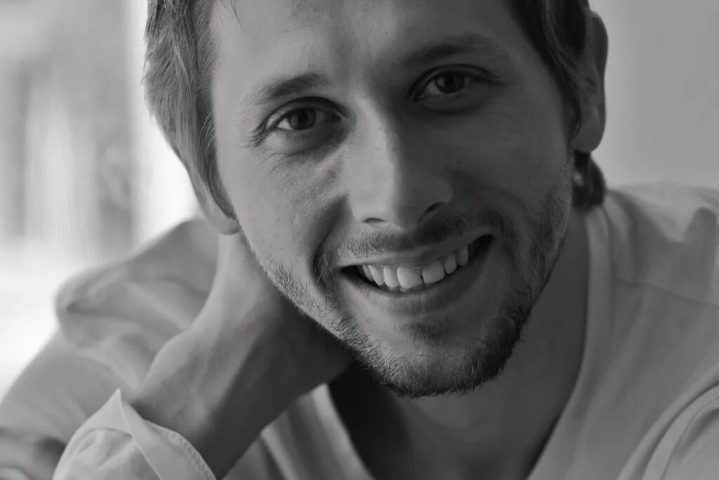 Артист артемов. Алексей артёмов. артемов алексей валерьевич. артемов дипп алексей. актер артем.