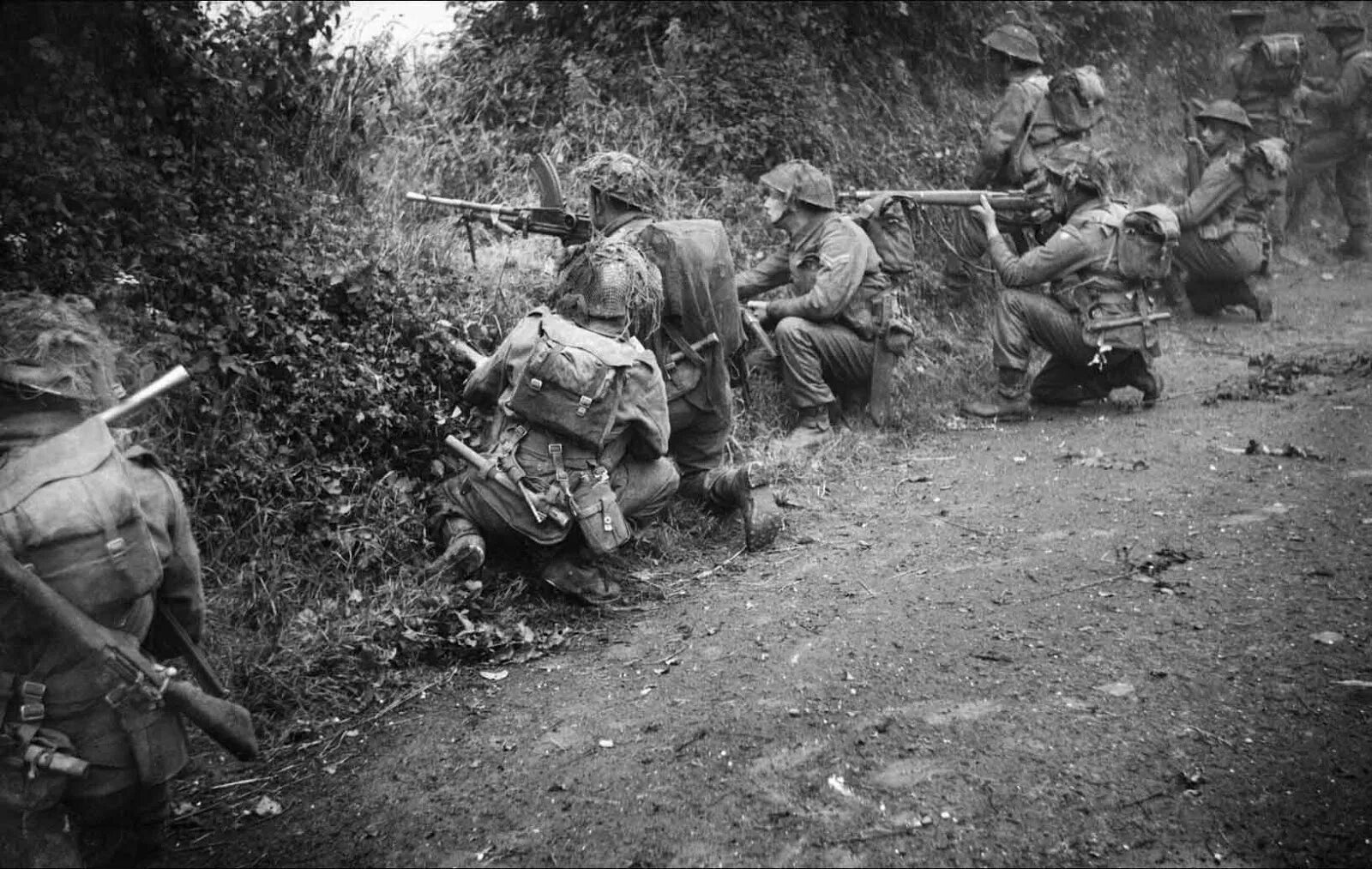 1944 сколько лет человеку. Операция Эпсом 1944. Мариньи 1944. 2 Пехотная дивизия в Нормандии.