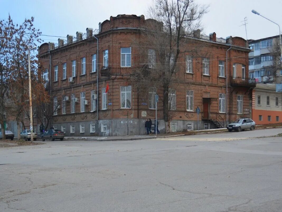 Новочеркасск ростовская область улицы. Нью-йорк (гостиница, новочеркасск). красный спуск 1 новочеркасск. новочеркасск ул старочеркасская. новочеркасск дореволюционный гостиница нью йорк.