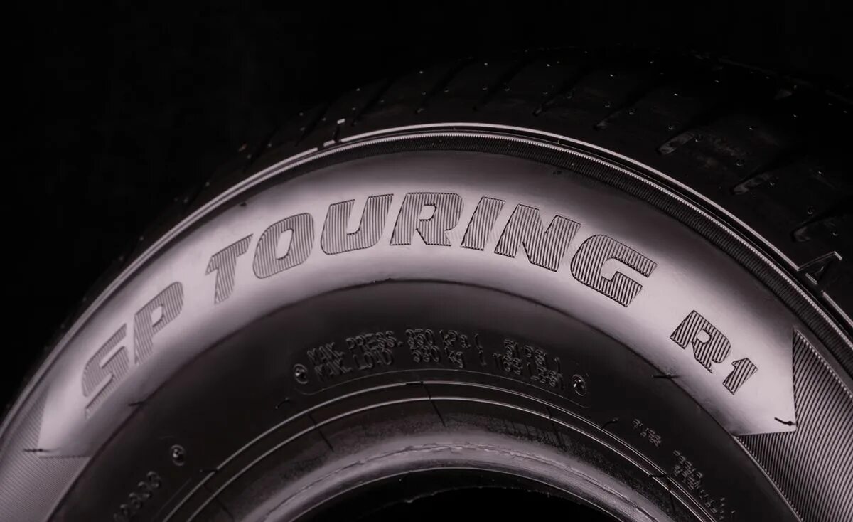 Dunlop производитель. Шины Dunlop SP Touring r1 195/65 r15 91t. Dunlop SP Touring r1 82t. Dunlop SP Touring r1 r15 185/65 88t. Dunlop SP Touring r1 195/65 r15 91t.