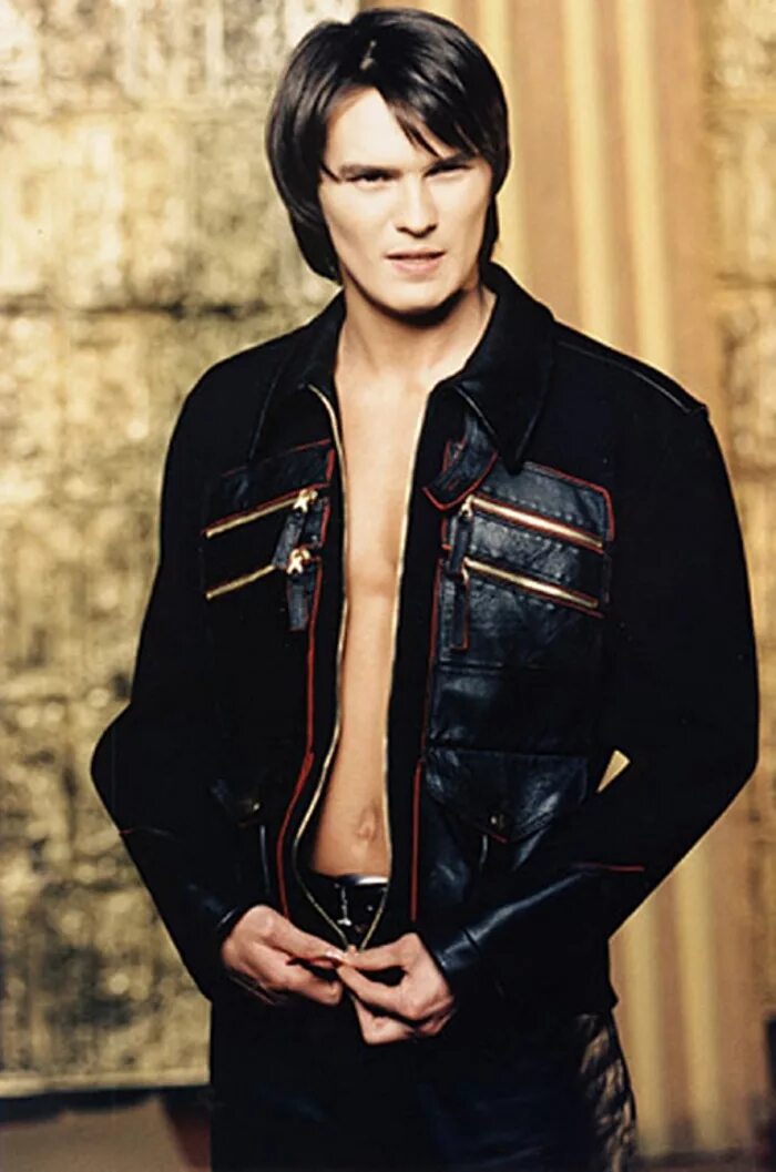 Влад сташевский 90-е. Мужчина певец 90. Влад сташевский сейчас 2021. Певцы 90 зарубежные мужчины. Кай метов фото.