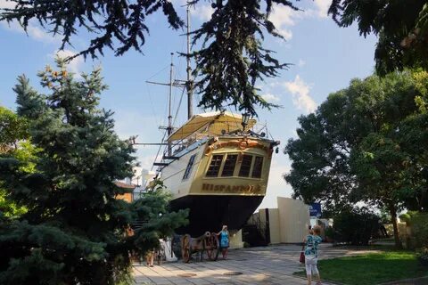 Ялта корабль