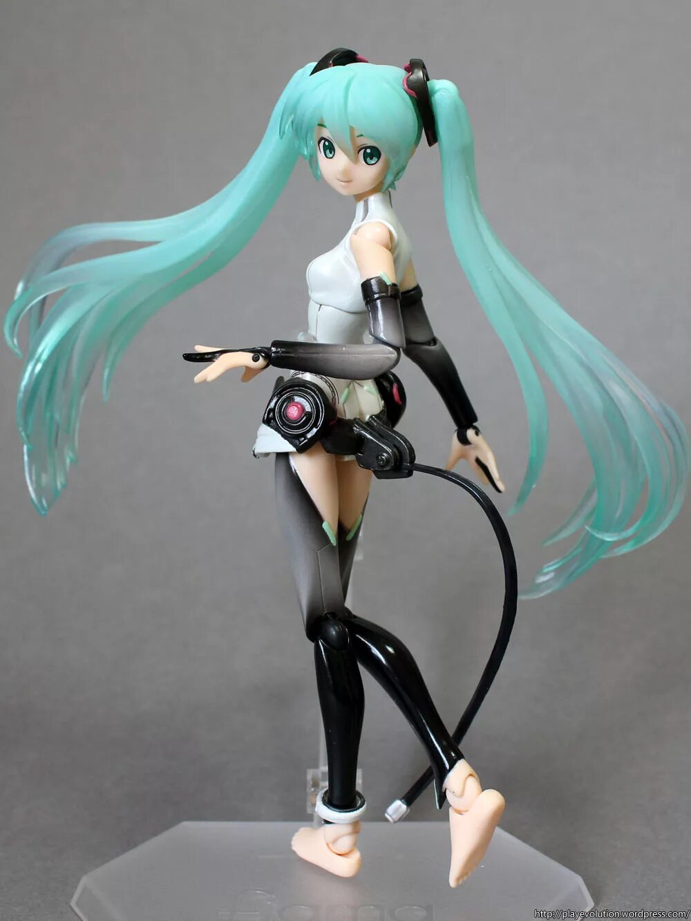 Figma линейка. Hatsune Miku append figma. Фигма десктоп. Фигма автолейаут. Фигма Мику аппенд.