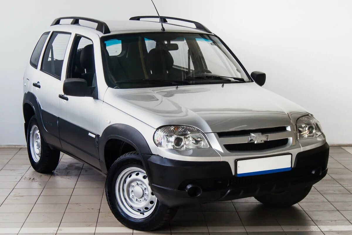 Нива Шевроле 2011. Chevrolet Niva 2011 года. Шевроле Нива 2011 года. Chevrolet Chevrolet Niva 2011. Шевроле нива цена завода