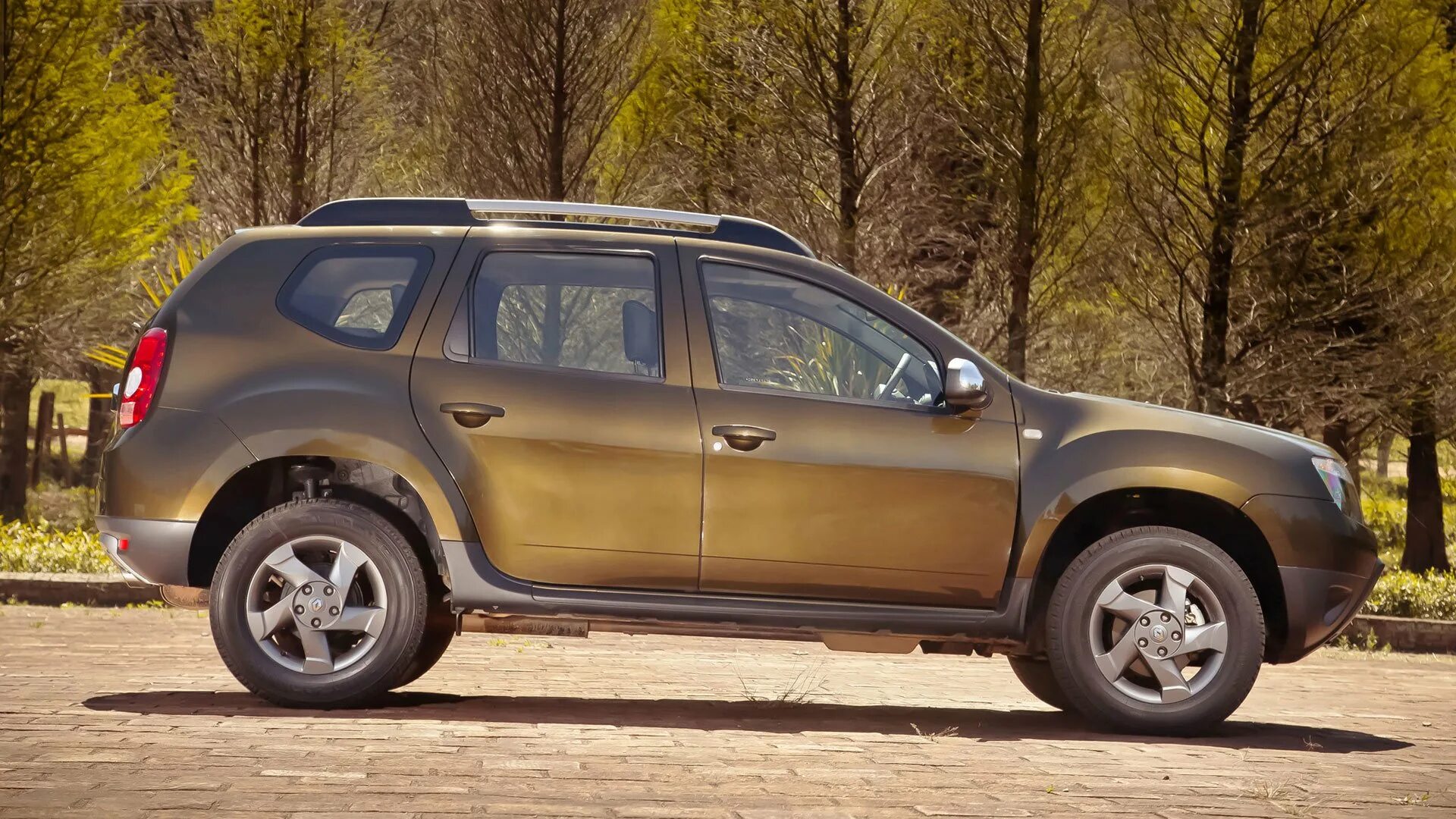 Рено дастер 2.0 видео. Шевроле Дастер. Renault Duster 2019 2.0 механика. Н756ур18 Rus Рено Дастер. Картинки Шевроле Дастер.