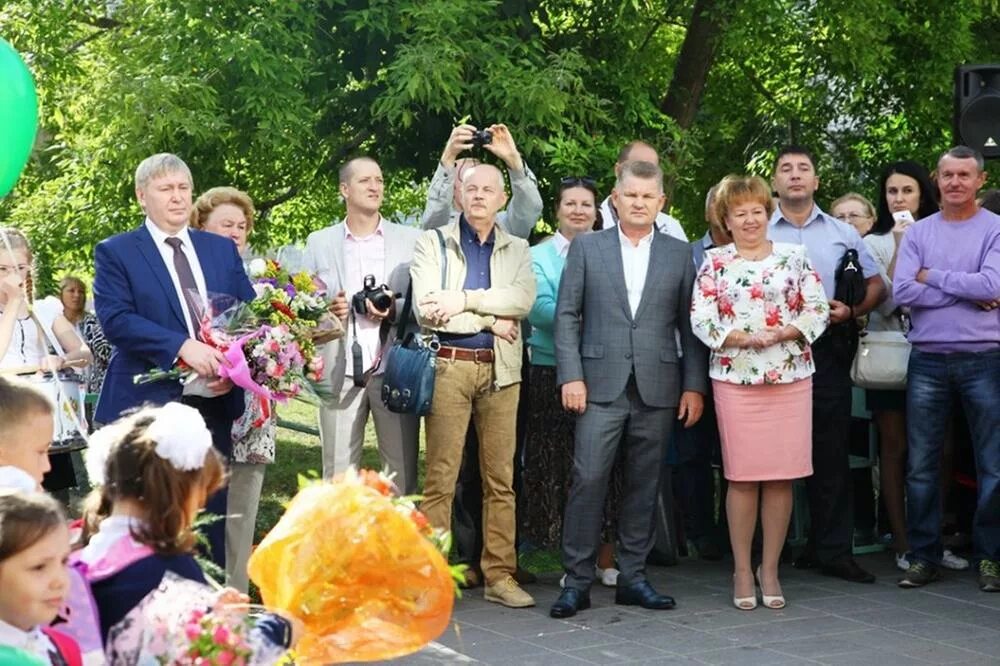 Сайт 74 ижевск. Директор школы 74 Ижевск. Школа 74 Ижевск. Школа 74 Ижевск 2 корпус.