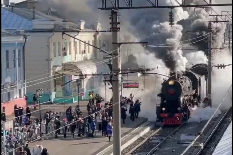 Муп городские маршруты улан-удэ. Российский поезд с дымом. В улан удэ прибыл. Новые автобусы в улан-удэ. В улан удэ прибыл.