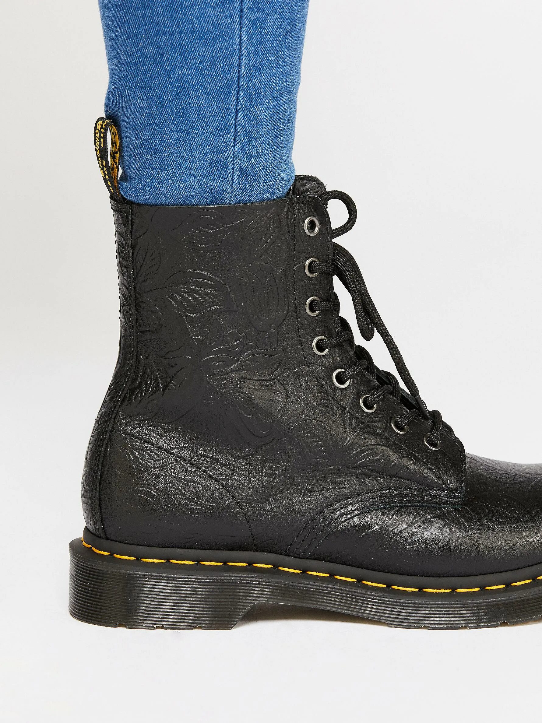 Dr Martens 1460 Pascal. Dr Martens Arcadia Embossed. Dr Martens Floral. Ботинки женские Dr. Martens 1461 Croc Emboss. Martens pascal