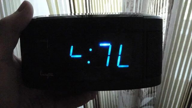 Почему экран часов не работает. Электронные часы интеграл Чэ-01 с ЖК дисплеем. Часы кварц-интеграл-025к14. Vitek 3511 индикатор. Часы электронные настенные «интеграл Чэ-03».