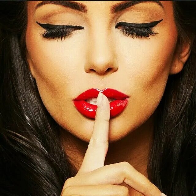Макияж монро. Макияж вамп. Макияж стервы. Макияж стервы. Макияж вамп.