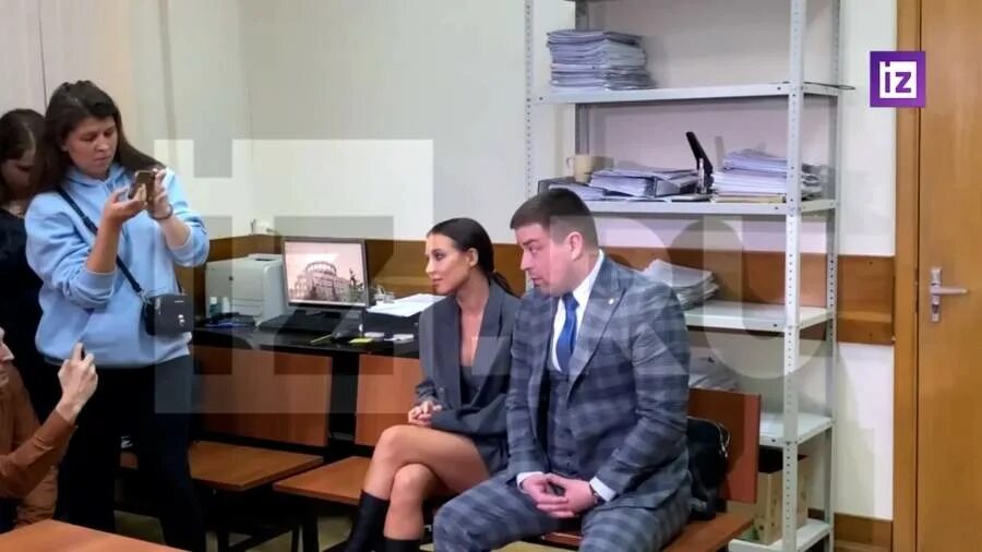 Валерия валерьевна чекалина. Лерчек в суде. Обвиняемая в суде. Артема иванова девушка. Лерчек и артемчек интервью.