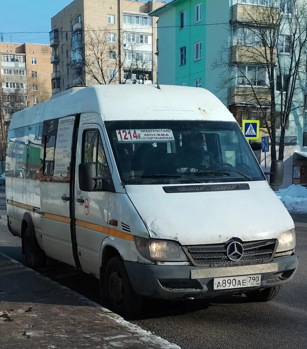 Mercedes benz 223237 2016. 1214к москва электросталь. В маршрутке 1214 к электросталь. 1214к москва электросталь. Маршрутка 1214.
