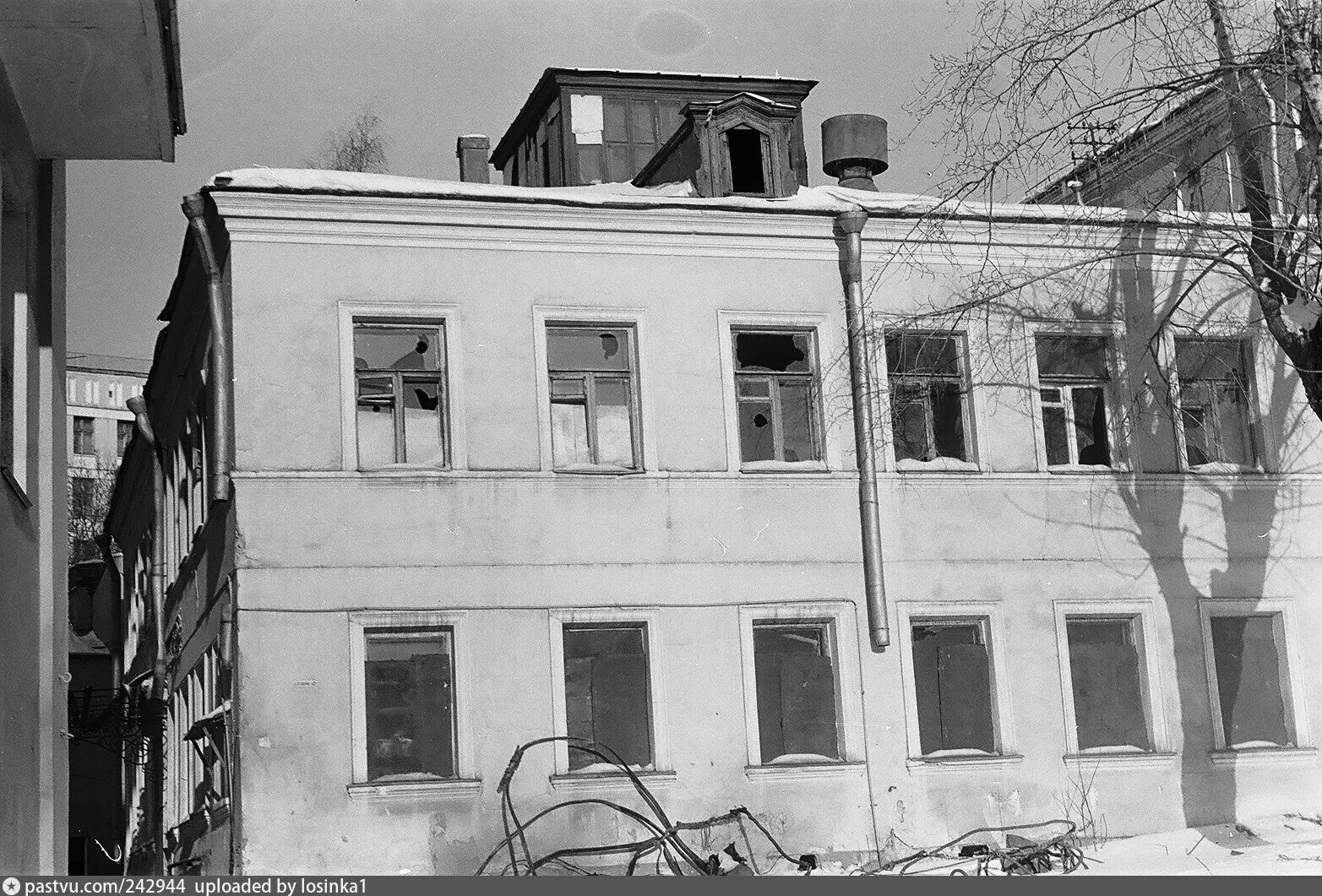 Клубный дом чистые пруды, москва. Абрикосовский переулок д 2. Институт петровского рнцх пристройка абрикосовский переулок. Маска улица обрикосовава дом 33. Родильный дом им.