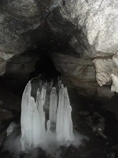 Карламанская пещера