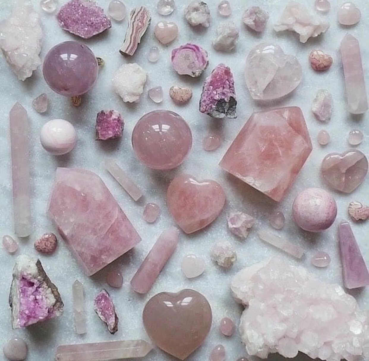 САМОЦВЕТ Rose Quartz - Роуз кварц. Розовый кварц Кристалл Эстетика. Камни Самоцветы розовый кварц. Кварц розовый кротцо.