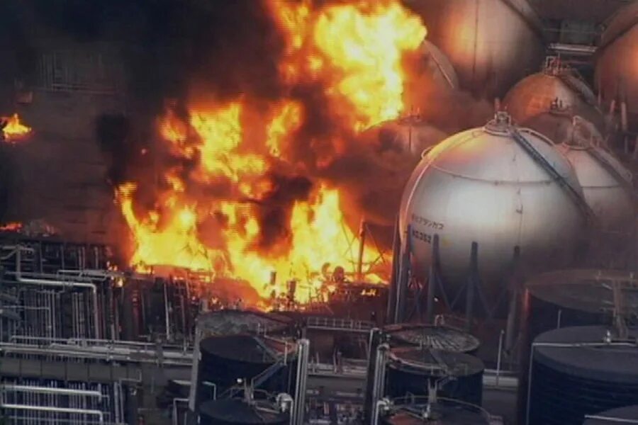 Новосибирская аэс авария. Взорвать атомную электростанцию. Чернобыль взрыв атомной станции 1986. Припять чаэс 1986. Обстрелы атомной станции в украине.