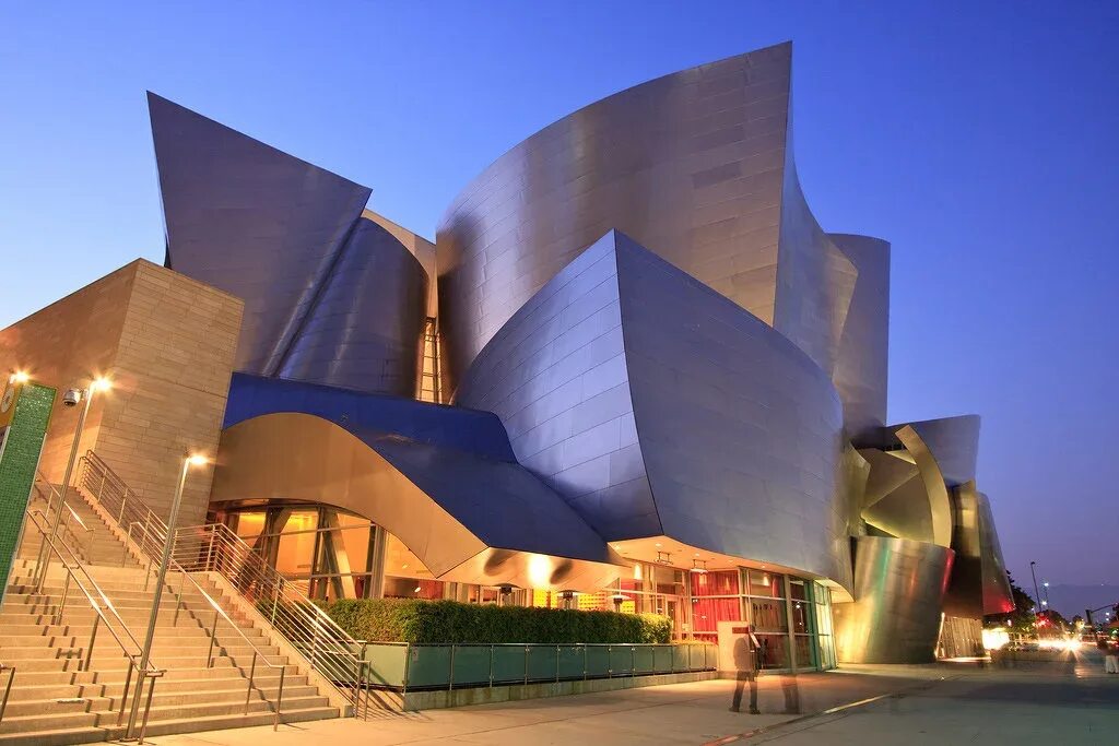 Фрэнк Гери Деконструктивизм. Фрэнк Гери концертный зал Уолта Диснея. Лос Анджелес концертный зал Уолта Диснея. Зал Уолта Диснея (Лос-Анджелес, США, 2003 Г.).