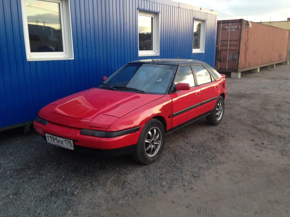 Мазда 323 1990. Mazda 323 1990. mazda 323 купе 1990. mazda 323f 1990. mazda 323 1.8 мт, 1990.
