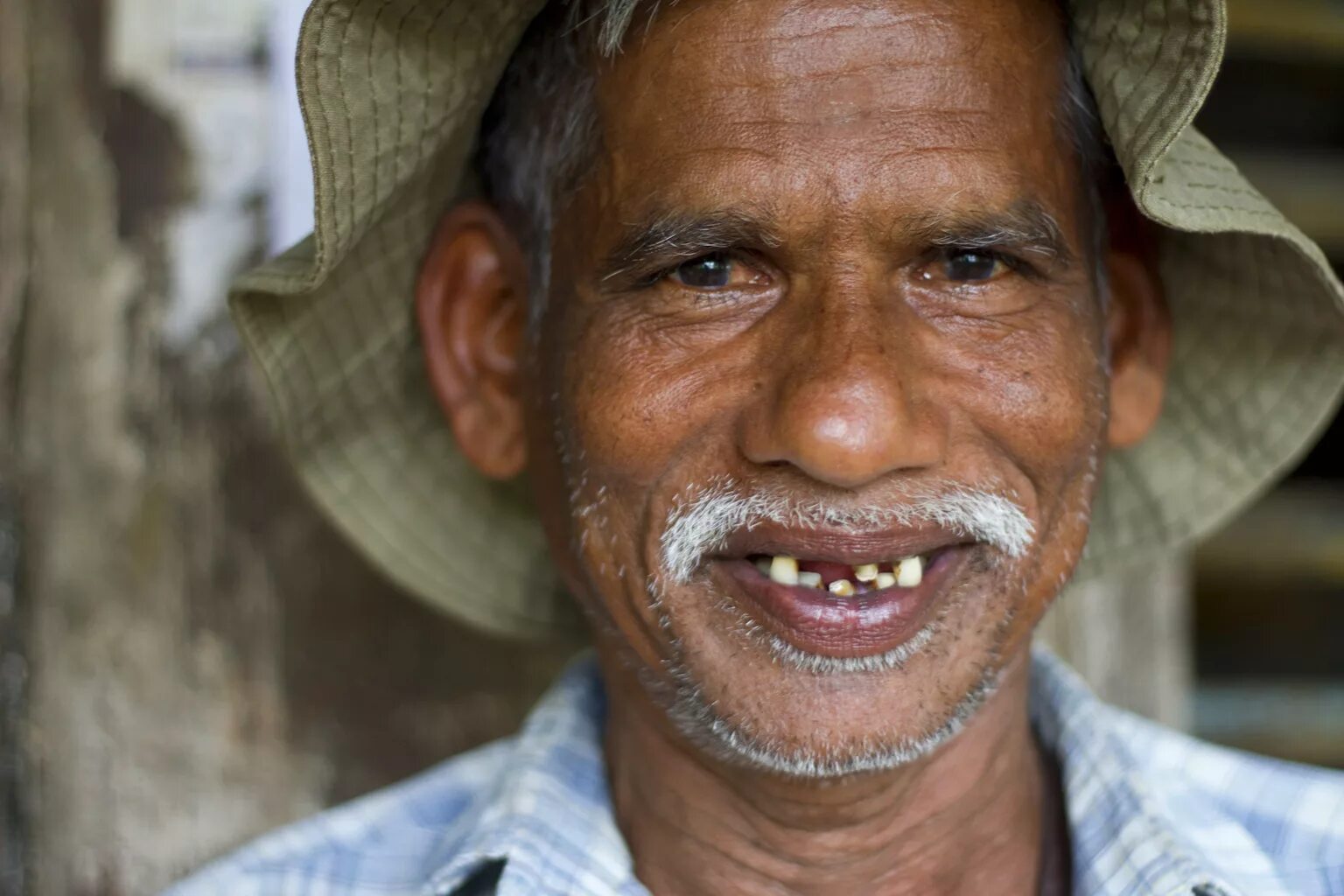 Ужасные прически. Маллет 2022. Самый плохой мужчина. Странные прически мужские. Картинки об мужике плохом.