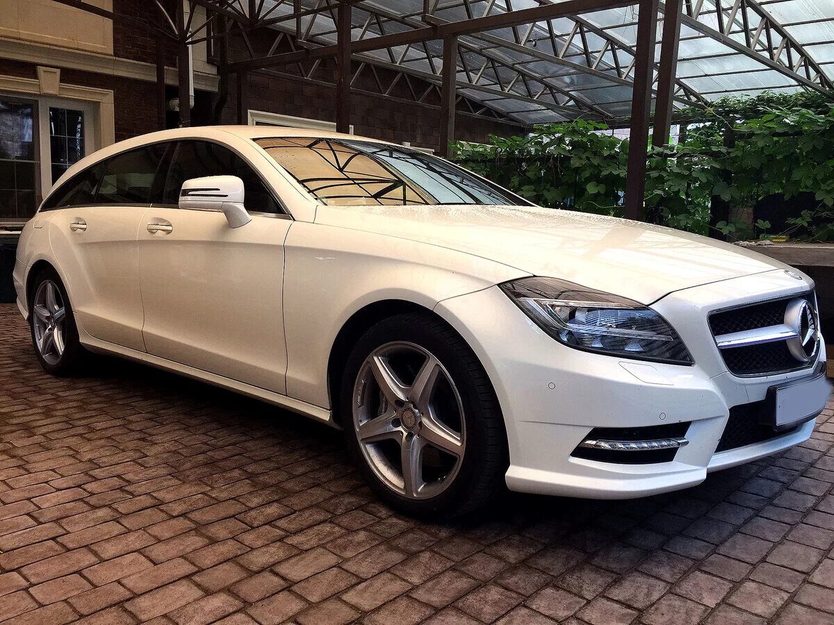 Mercedes 218. Mercedes-Benz CLS II (c218). Mercedes CLS 350 2013. Mercedes-Benz CLS 350 II. Мерседес CLS c218.