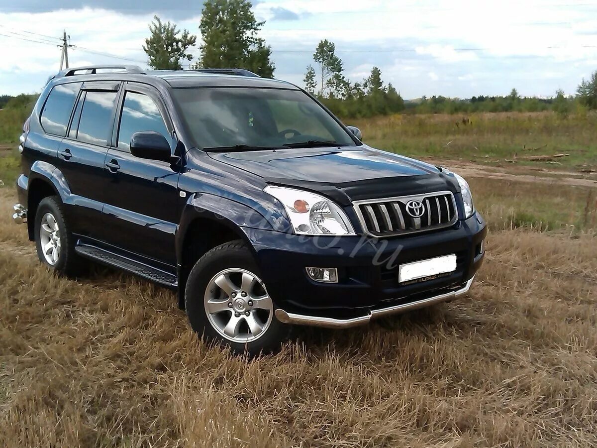 Купить автомобиль с пробегом 4 4. Тойота ленд Крузер прада120. Toyota Land Cruiser 120. Ленд Крузер Прадо 120. Тойота Лэнд Крузер Прадо 120.