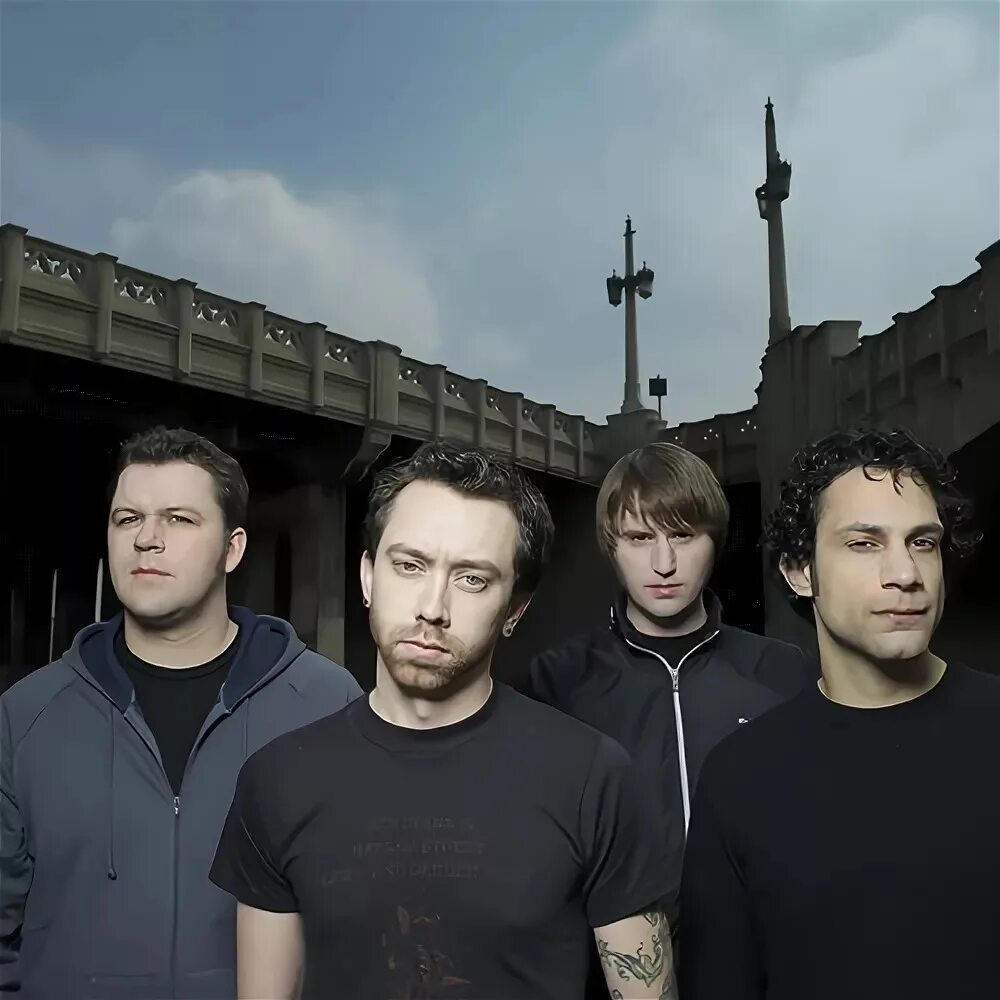Rise against. Группа rise against. группа rise against against 2025. rise against 2004.