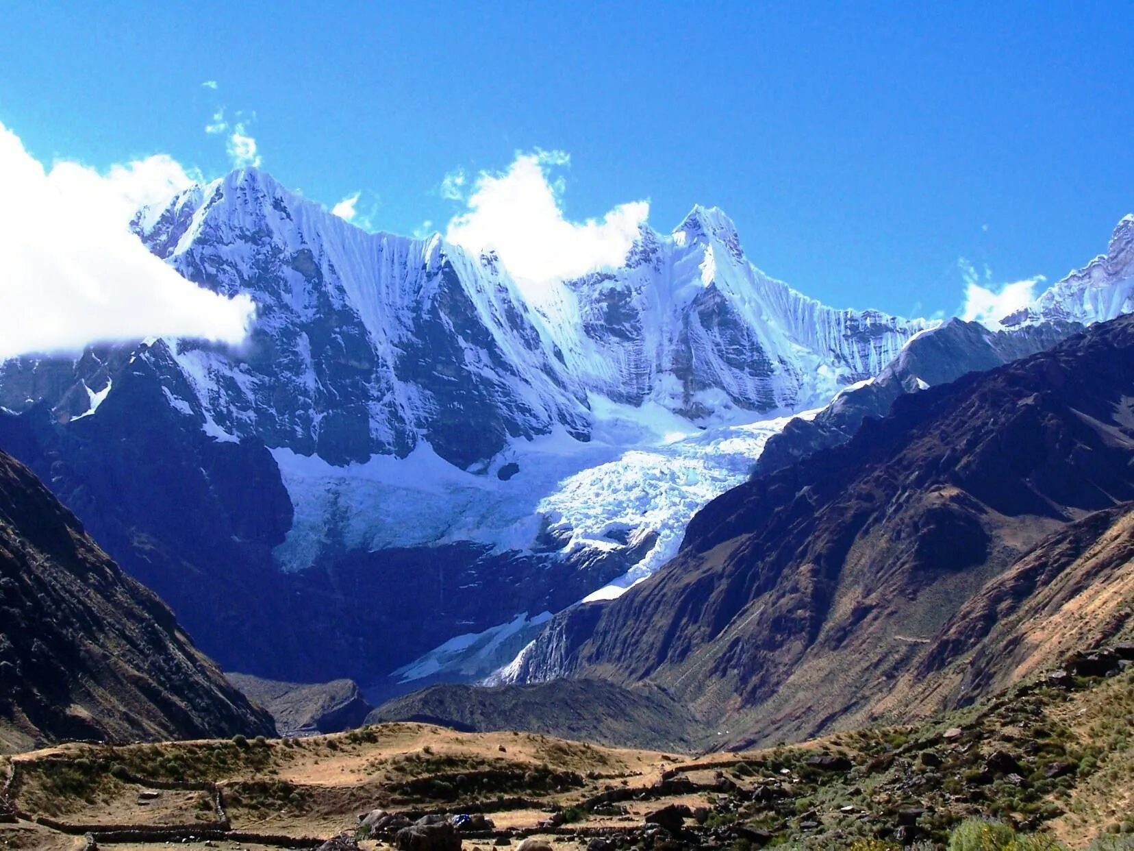 Анды выше гималаев. Анды андийские Кордильеры. Горы Анды (Andes) Перу. Андийские Кордильеры Колумбии. Аргентина Анды.