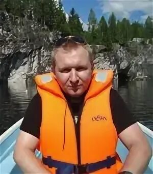 Лег вусаты а