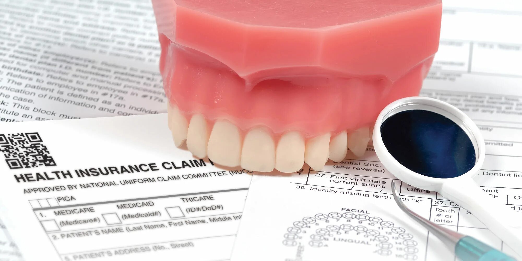 Сделать зубы по полису. Страховка со стоматологией. dental insurance. картинки по стоматологии для презентации. вылечить зубы по страховке.