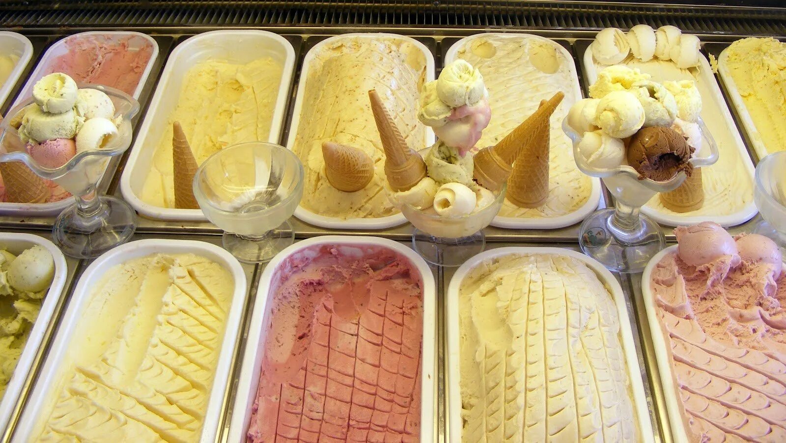 Весовое мороженое. Мороженое на развес. Мороженое разных вкусов. Развесное мороженое