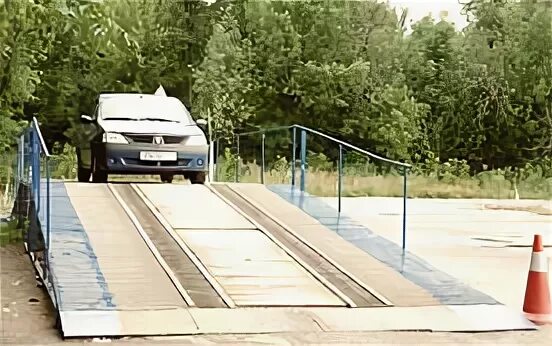Учебная эстакада. Эстакада для автомобиля учебная. Эстакада на площадке в автошколе. Разборная переносная эстакада. Эстакада автошкола.