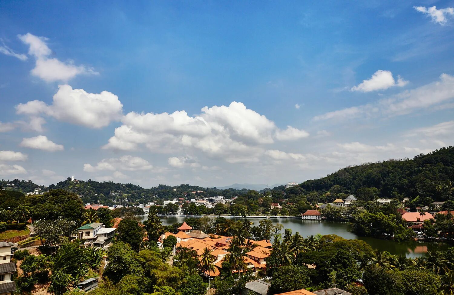 Фото канди. Канди Шри. Kandy Шри Ланка. Канди Шри Ланка сверху. Канди Шри Ланка фото.