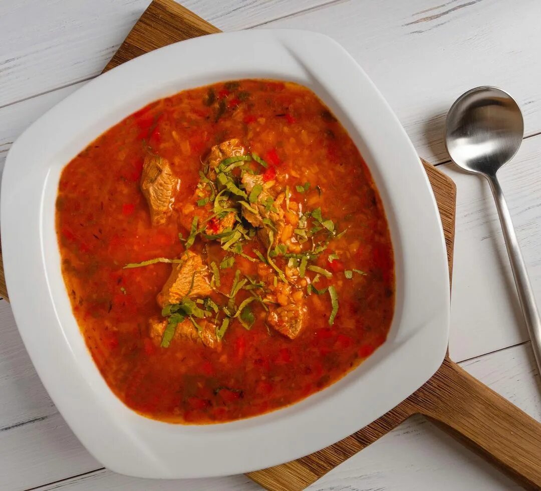 Грузинский суп харчо. Харчо рецепт классический в мультиварке. Суп а-ля харчо. Суп харчо по грузински. Харчо рецепт классический в мультиварке.