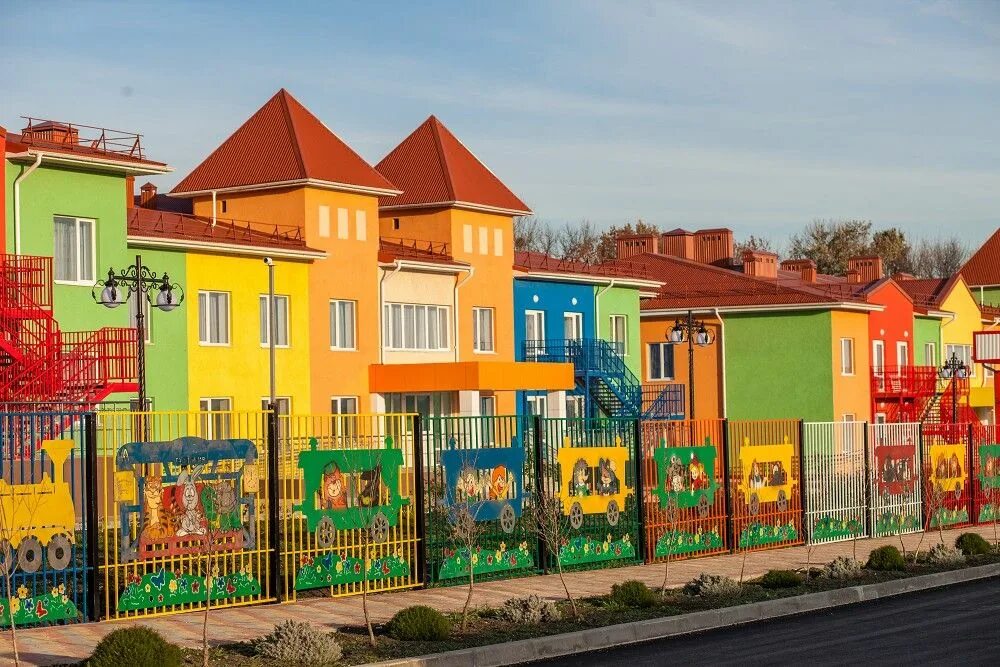 Детский сад г михайловск. Детский сад гармошка михайловск. Детский сад светлячок ставрополь. Заведующая детский сад капитошка 31 михайловск. Детский сад 28 михайловск ставропольский край.