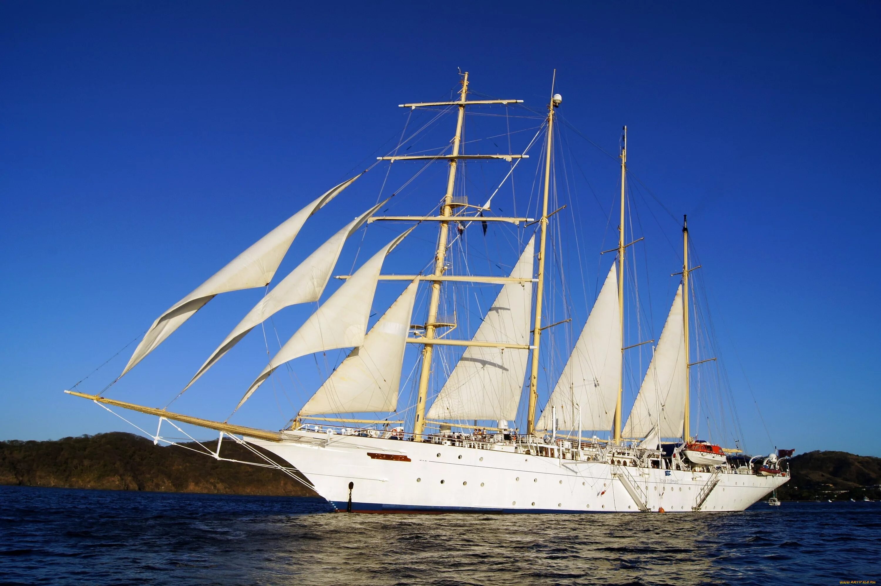 Судна парусник. Корабль клипер парусник. Парусник Star Clipper. Баркентина корабль. Корабль Star Clippers.