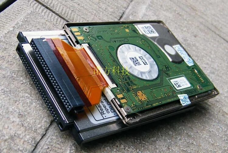 8. 5c10q92894 hdd. габариты hdd 3. 2tb 10k sas 12g. 8.