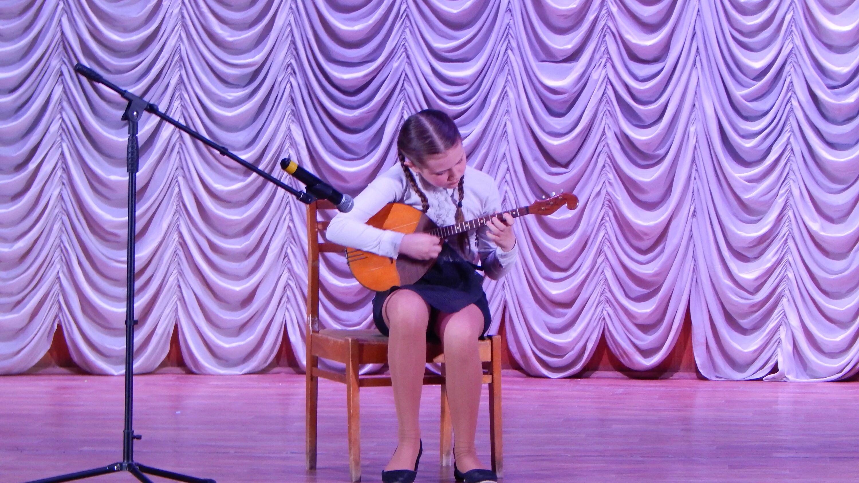 отчетный концерт. школа при консерватории. дети в музыкальной школе. концерт детских музыкальных школ. н.