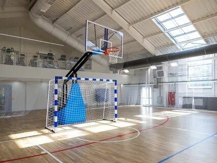 Открыт спорткомплекс