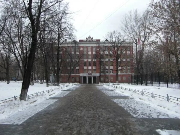 Школа 1535 на карте москвы. Лицей 1535 усачева. Школа 1535 москва. Школа 1535 москва. Школа номер 1535 москва.