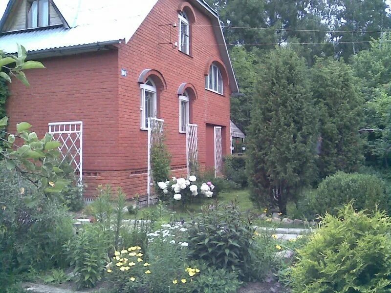 Дом в манихино истринский район. Загородный дом в истринском районе. Поселок дома отдыха румянцево истринский район. Кп эсквайр парк фото. Дом в истринском районе.