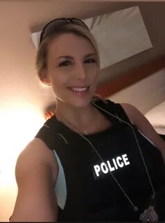 Joslyn Jane 🫶 🏻 on Twitter: Role play w me anytime on @SextPanther 👮 🏻 ...
