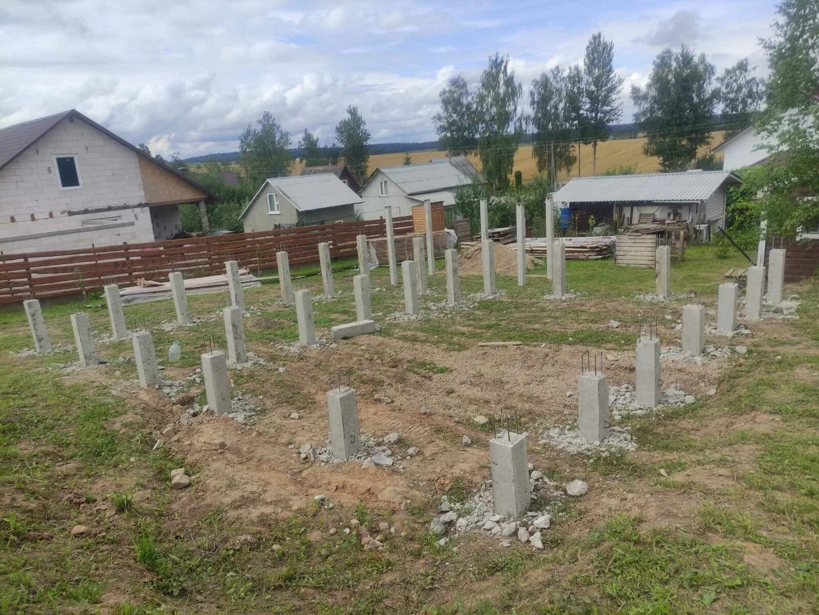 Сваи 150 150. Свая жб 150х150х3000. 40-нсв. Сваи 150 150. Железобетонные сваи для фундамента.