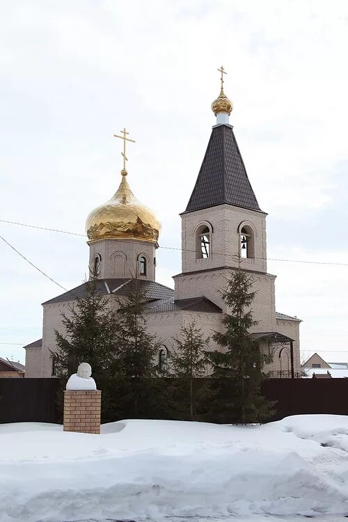 Храм Рождества Христова п. Увельский. Церковь поселок Увельский. Поселок Увельский Челябинская область. Увелка Увельский район. П увельский челябинской области