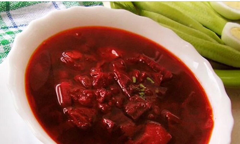 Тарелка борща. Свекольник. Борщ с говядиной. Борщ с говядиной. Свекольник со свининой.